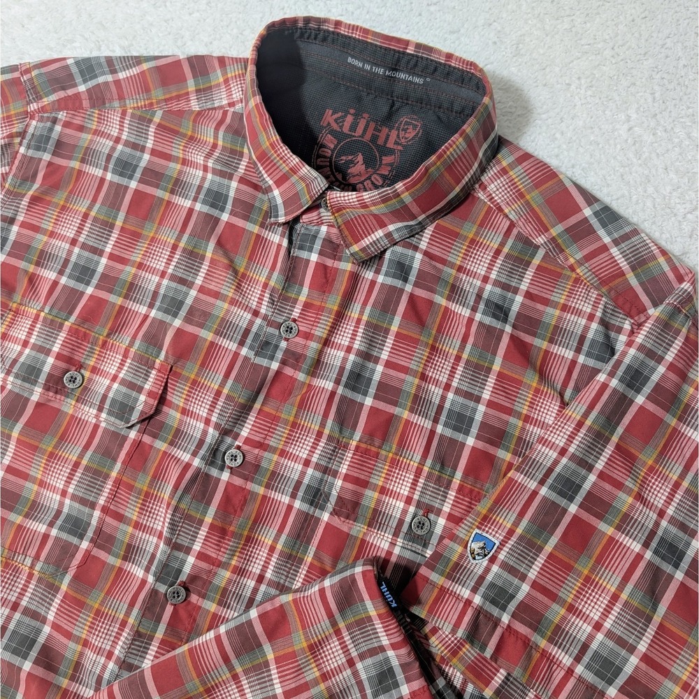 Kuhl Eluxur Shirt Red Plaid Polyester Short Sleeve Metal Button Up‎ Mens Large